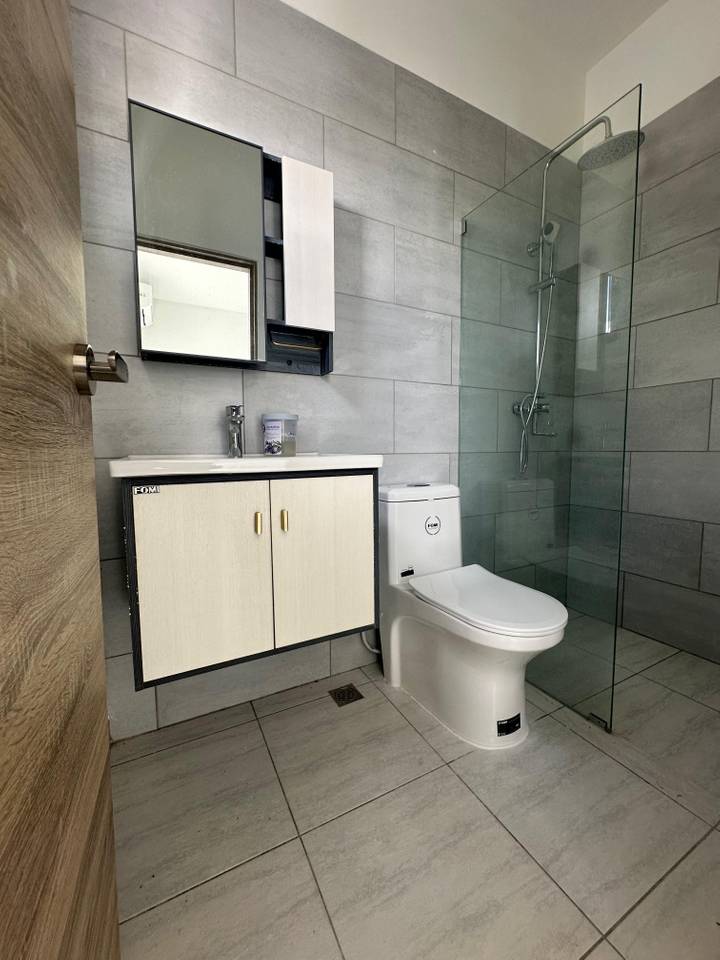 Villa en Alquiler | 3 Habitaciones + Habitación de Servicio