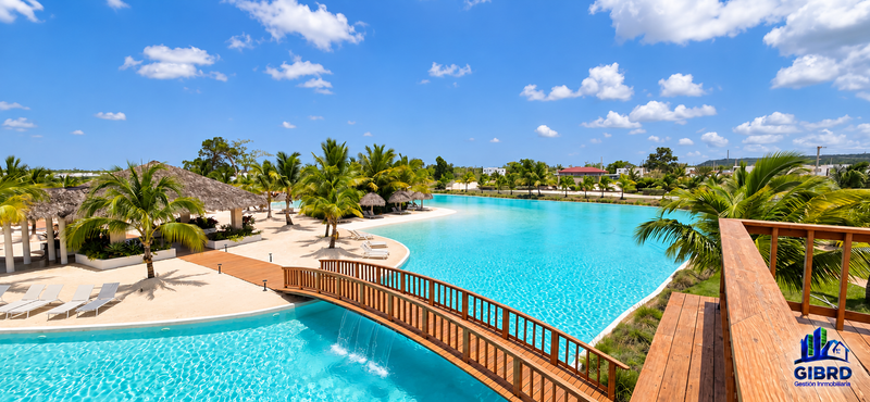 Una oportunidad excepcional para vivir o invertir dentro de un residencial exclusivo con playa artificial y completas amenidades.
