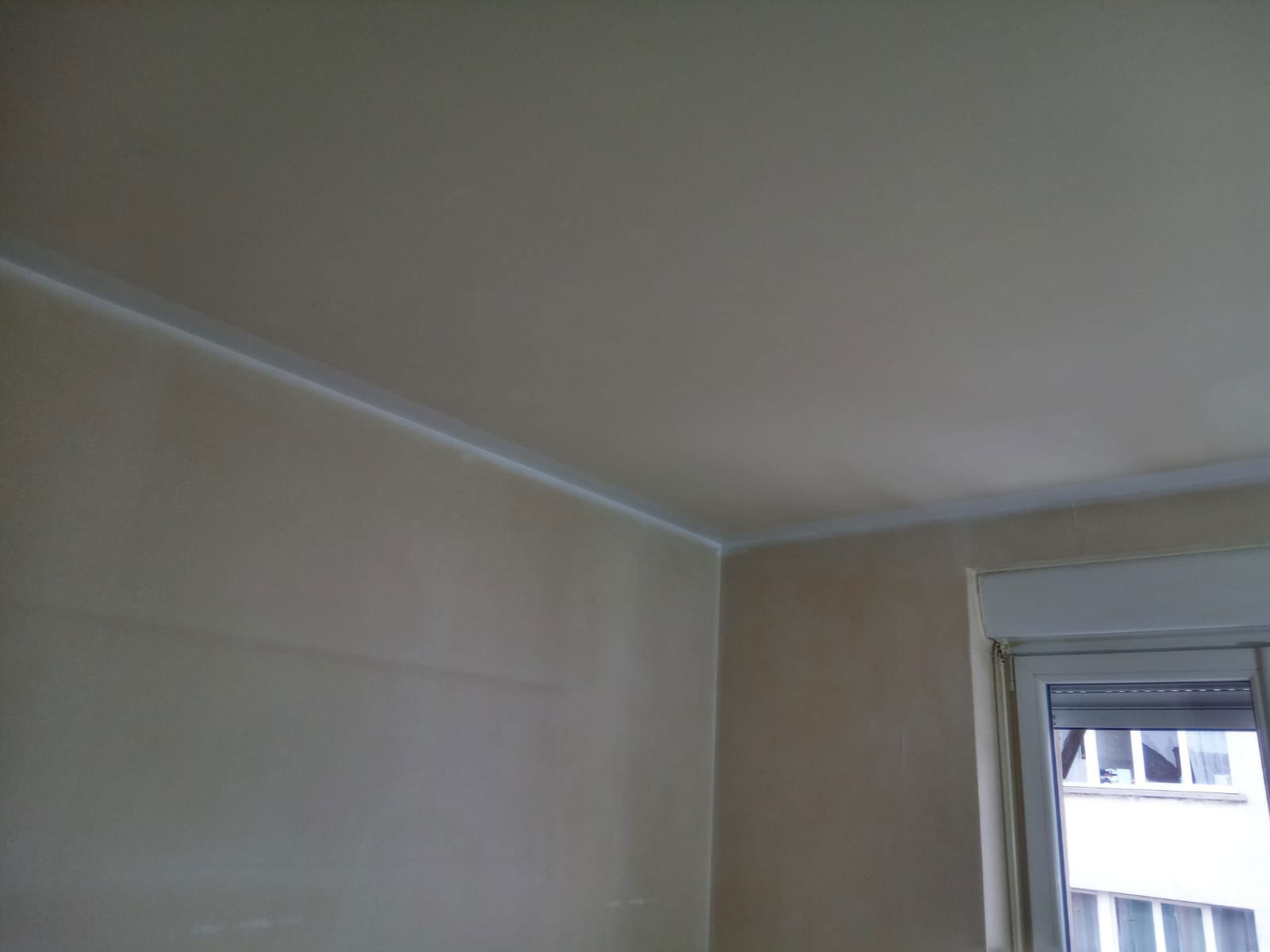 Peinture appartement 85m² avant