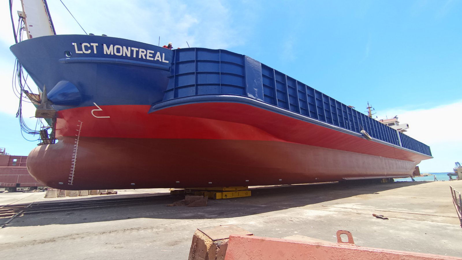 Hull Blasting and Painting