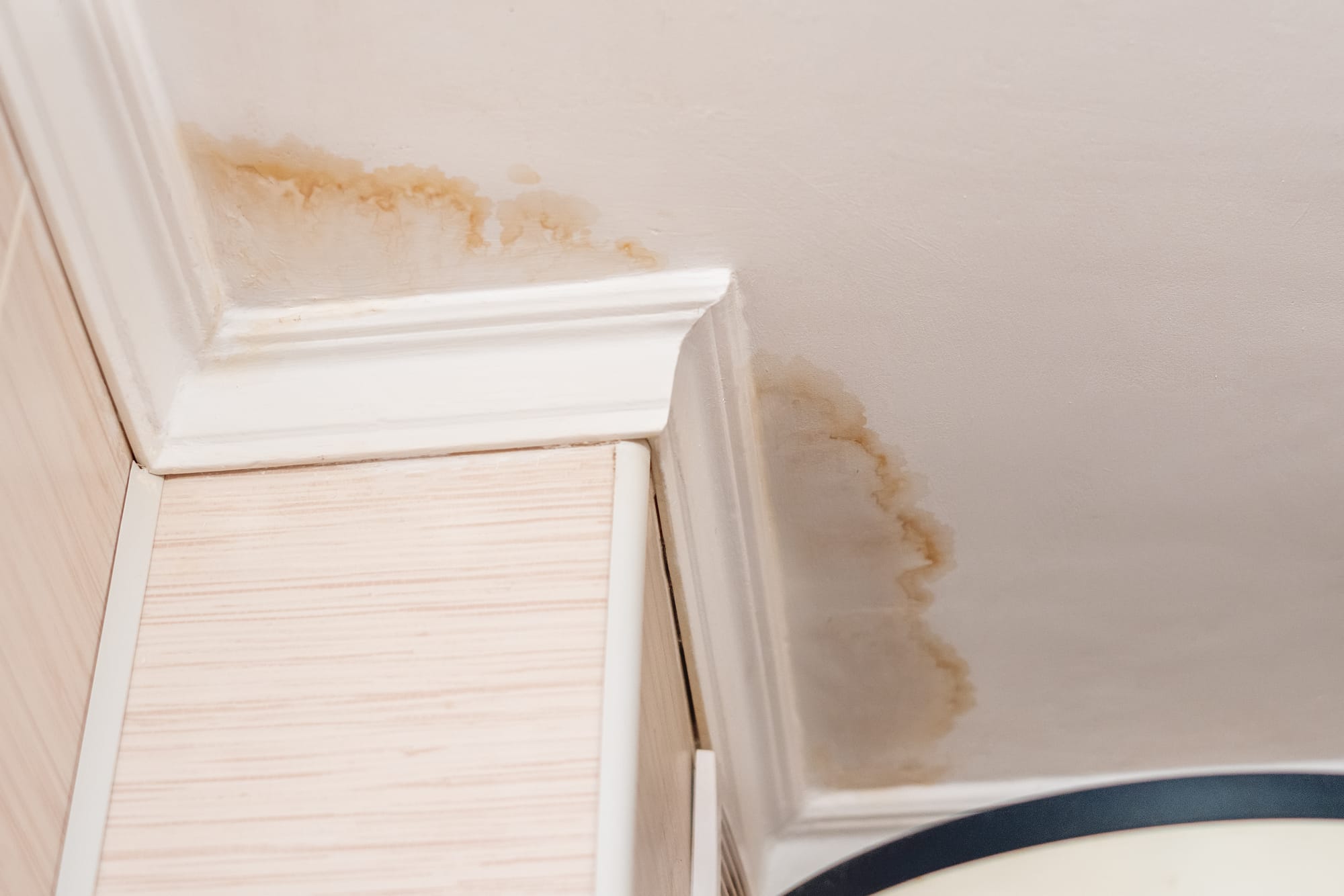 How to Paint Over Stubborn Grease Stains