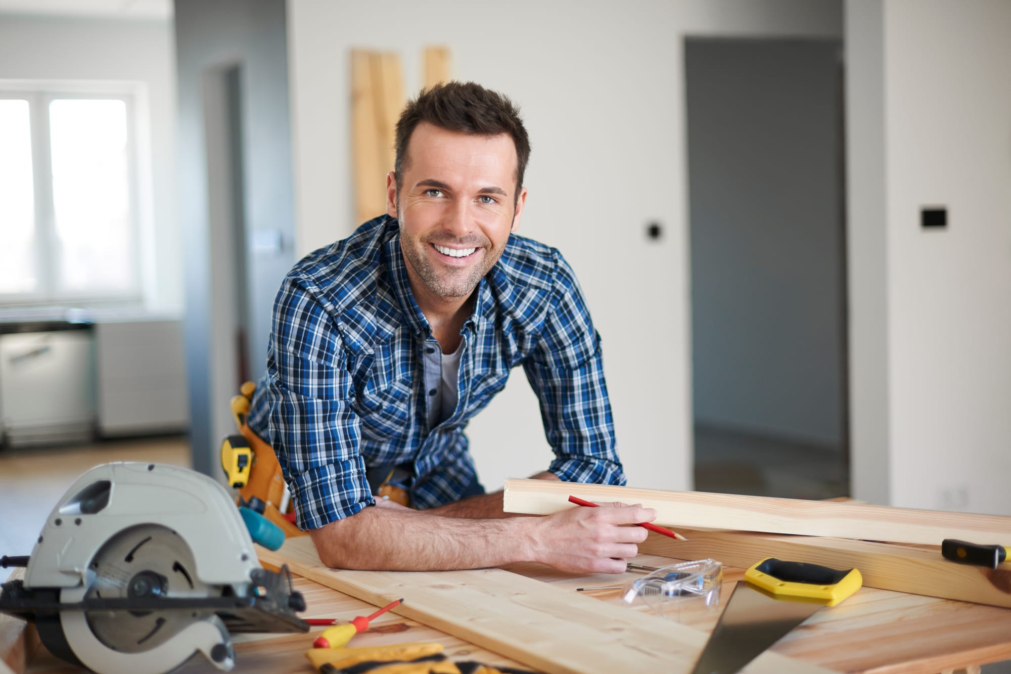 Top 10 Marketing Hacks for Small Contractors to Boost Leads This Year