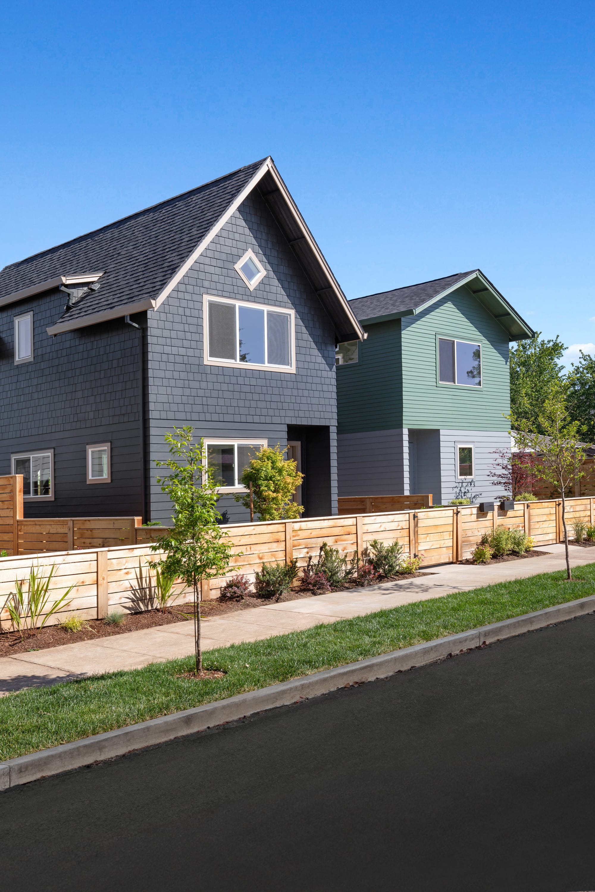 Best Exterior Paint for Rainy Climates: PNW Guide for Portland Homes