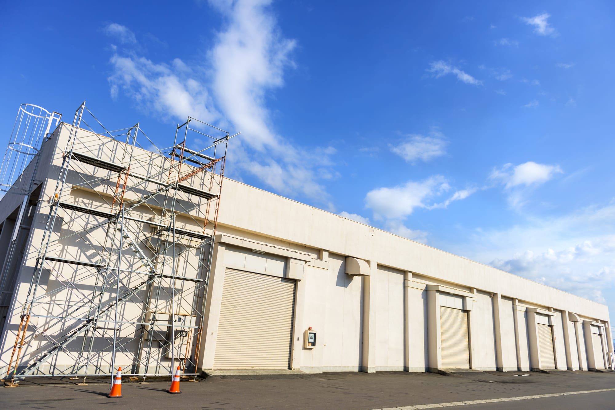 Commercial Exterior Painting Contractors: How to Compare Prep and Coating Systems
