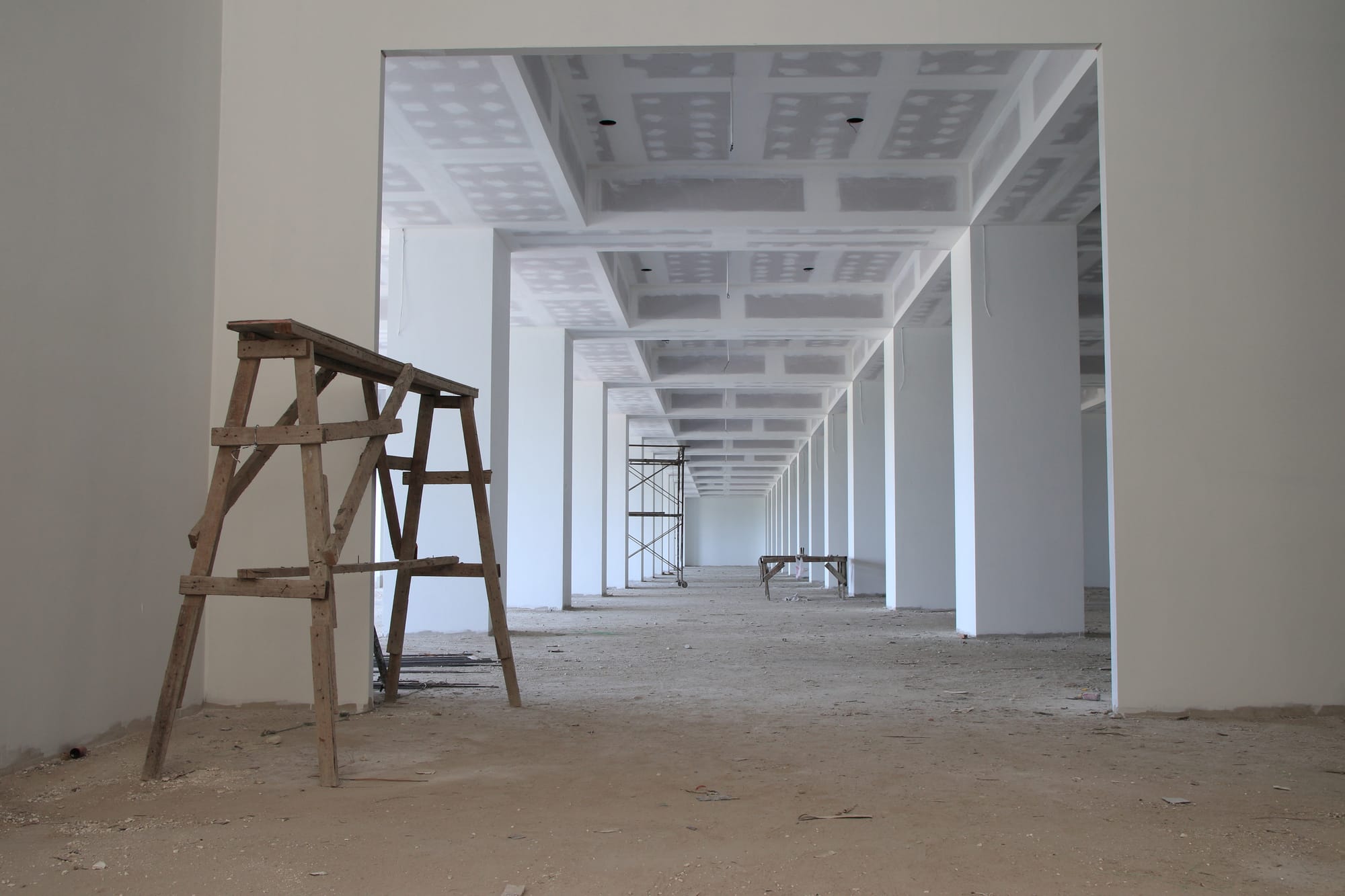 Interior Commercial Painting: Vacant Spaces vs. Occupied Buildings
