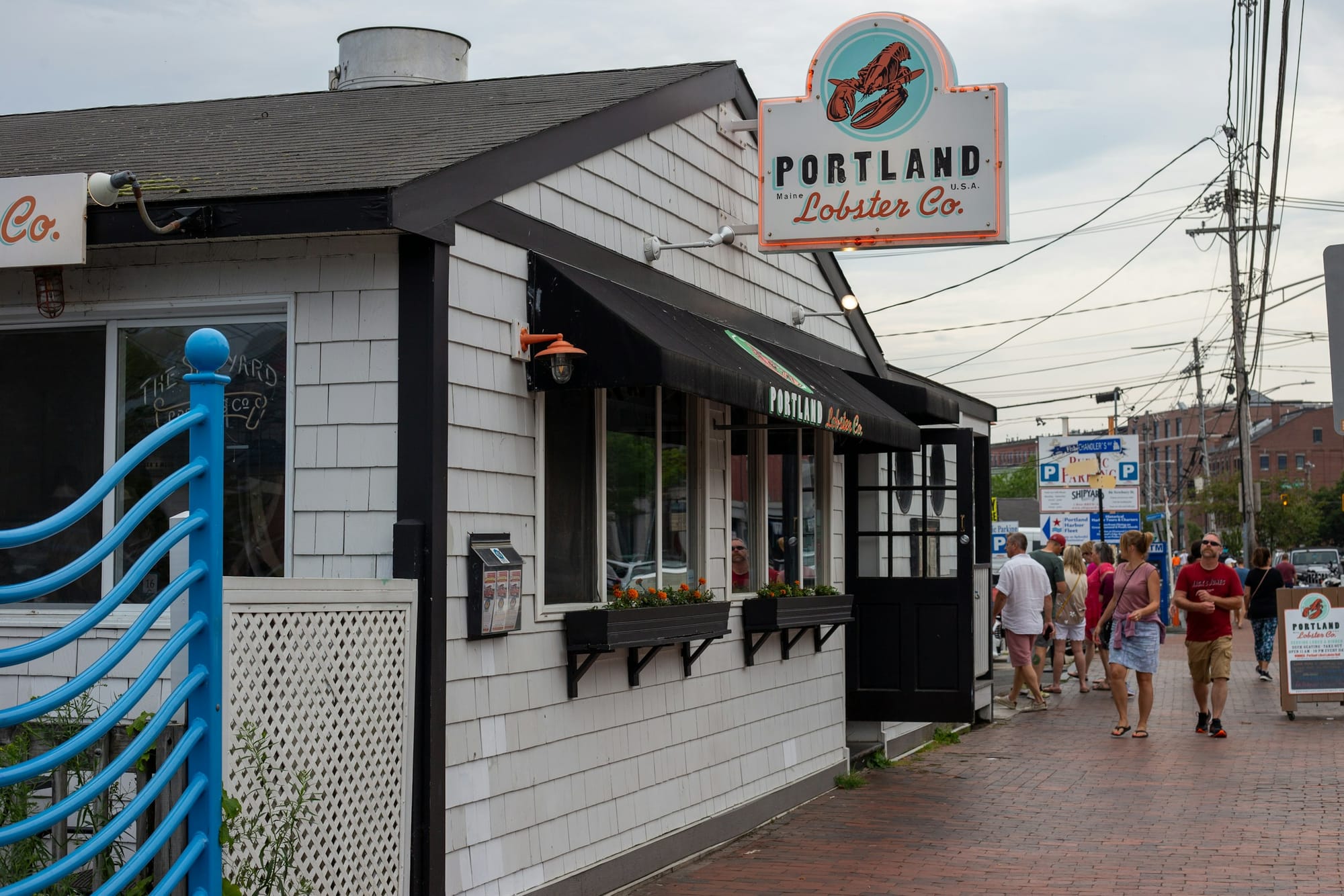 What Business Owners Should Know Before Scheduling Commercial Painting in Portland