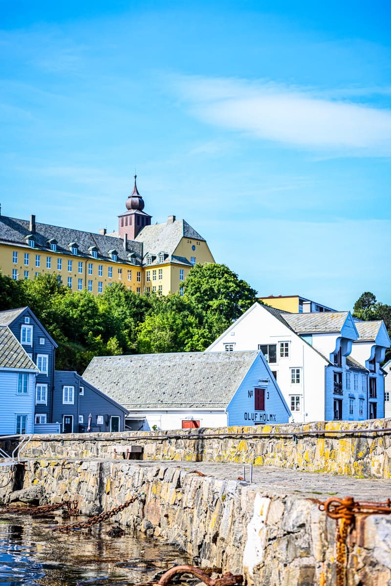 Embark on a visual journey with my lens as I capture the beauty, culture, and moments of destinations worldwide.