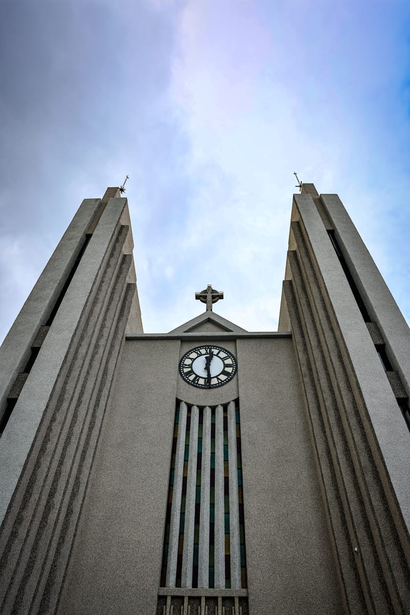 Embark on a visual journey with my lens as I capture the beauty, culture, and moments of destinations worldwide.