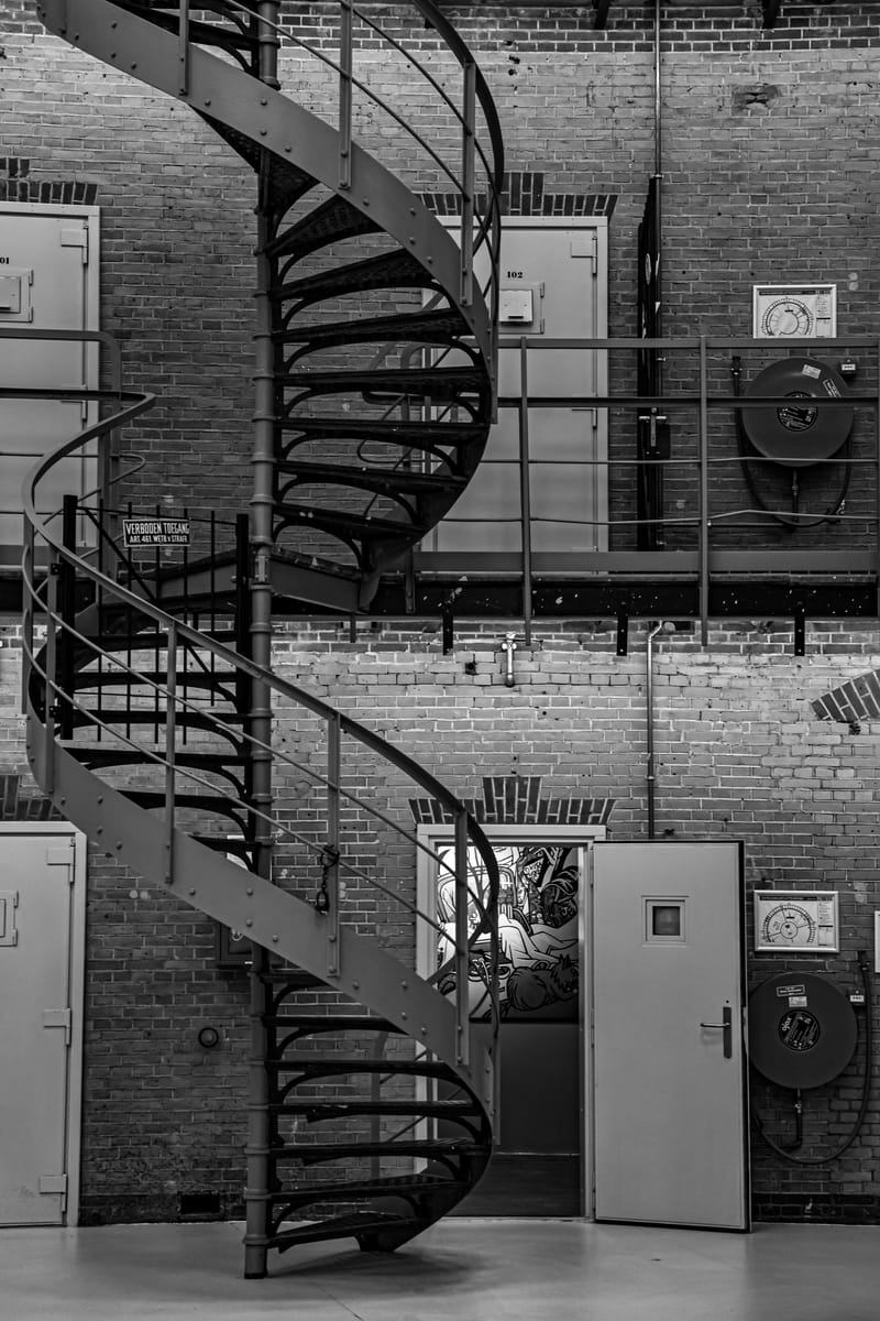 Showcasing the soul of structures, my architecture photography frames the beauty and design in every building.