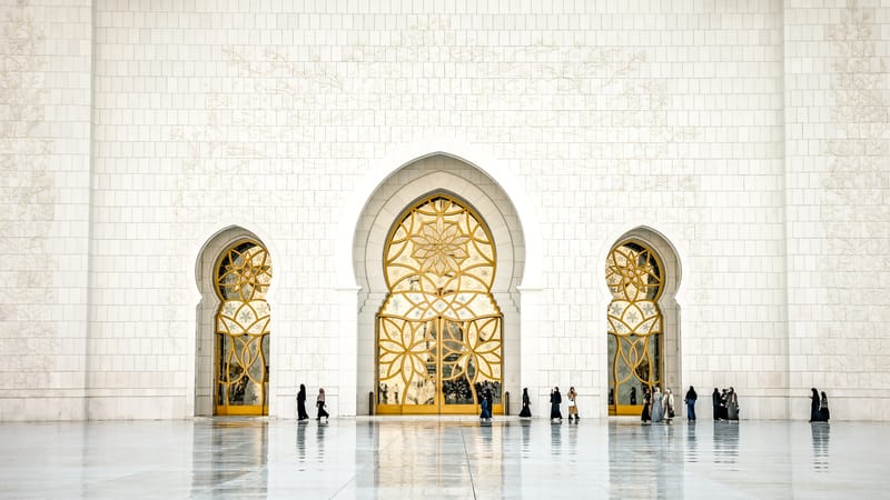 Showcasing the soul of structures, my architecture photography frames the beauty and design in every building.