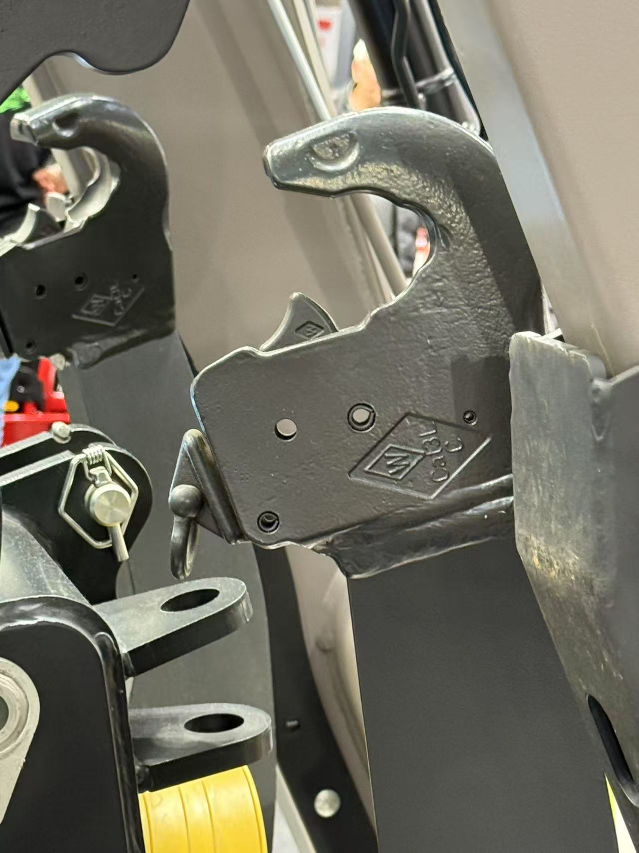 精密铸造与其他铸造方法的比较