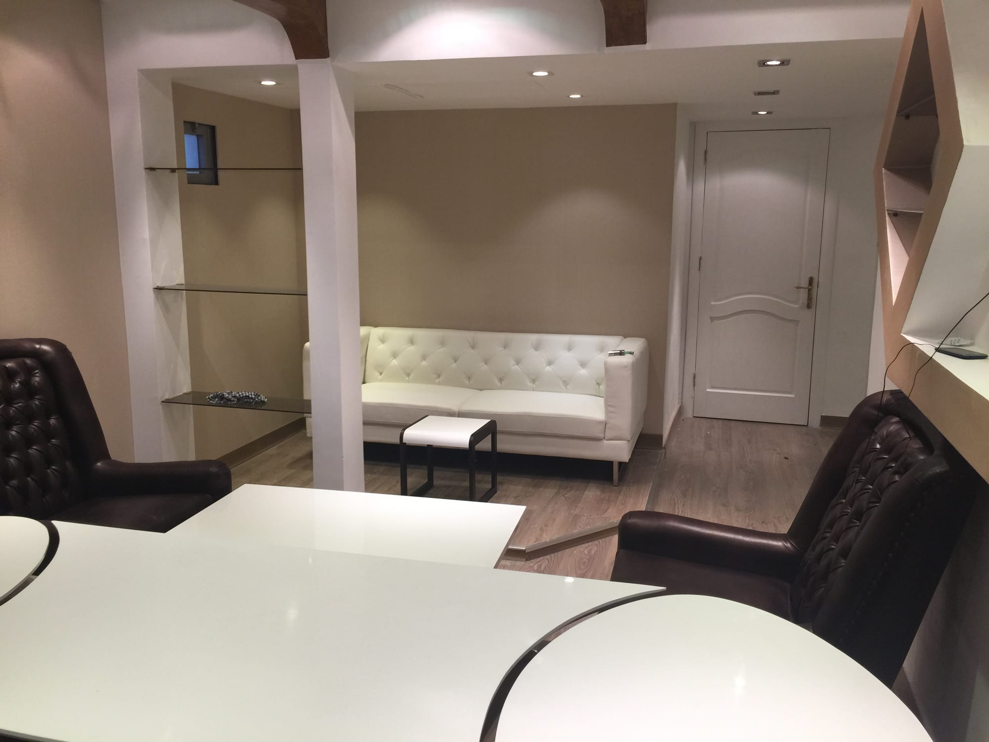 مكتب محامي - 1