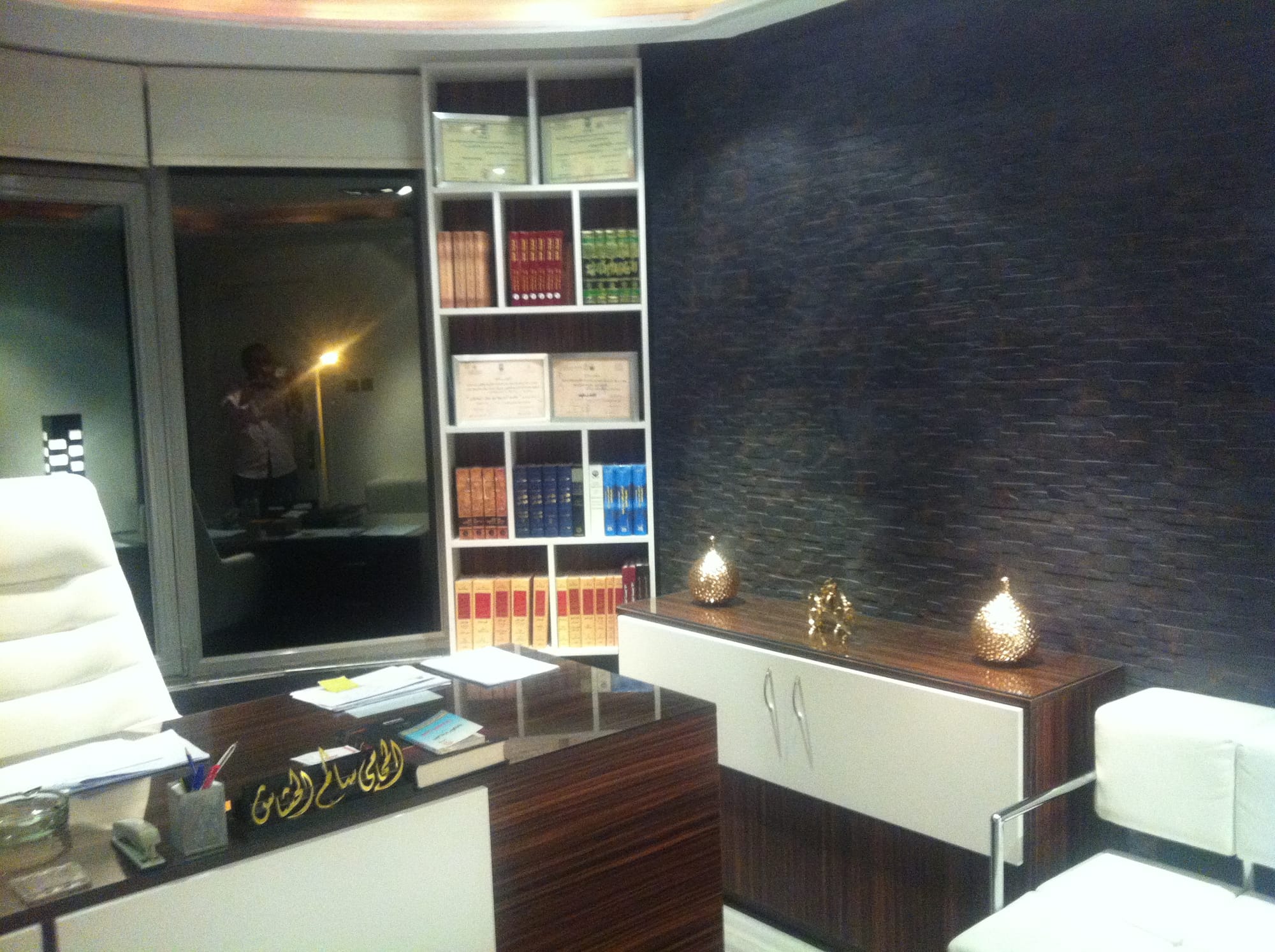 مكتب محامي -4