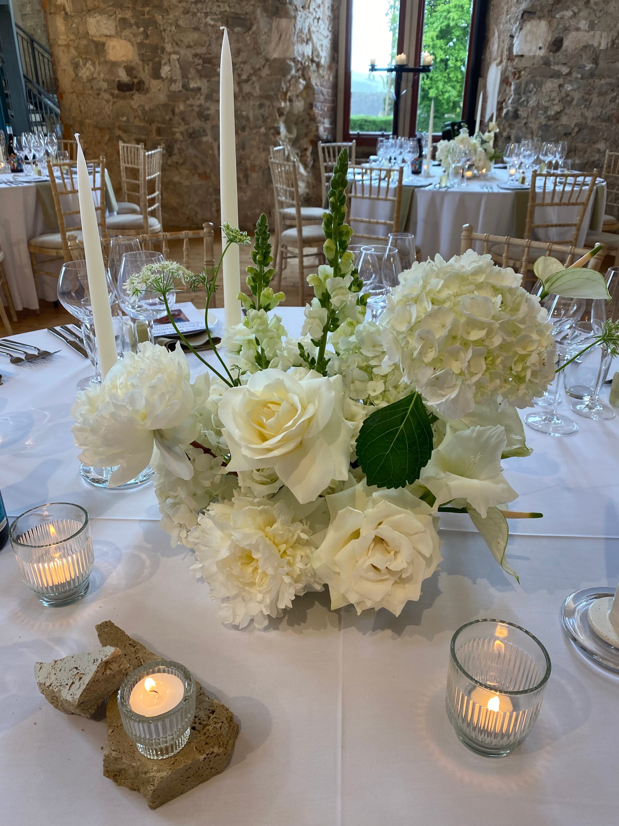 Florist Oh Flora Weddings