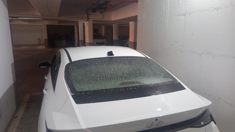 שדרוג יונדאי אלנטרה: ציפוי חלונות סרמי לפרטיות והגנה