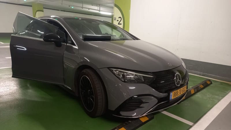 שדרוג הפרטיות והמראה: ציפוי חלונות למרצדס EQE