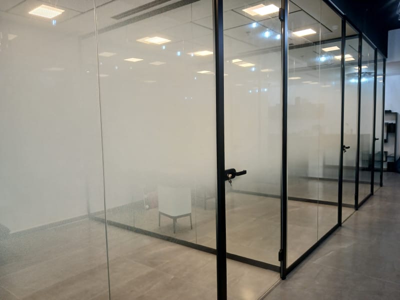 שדרוג קליניקת AAA בראשון לציון: שילוב מושלם בין עיצוב לפרטיות