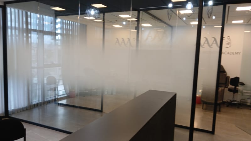 שדרוג קליניקת AAA בראשון לציון: שילוב מושלם בין עיצוב לפרטיות