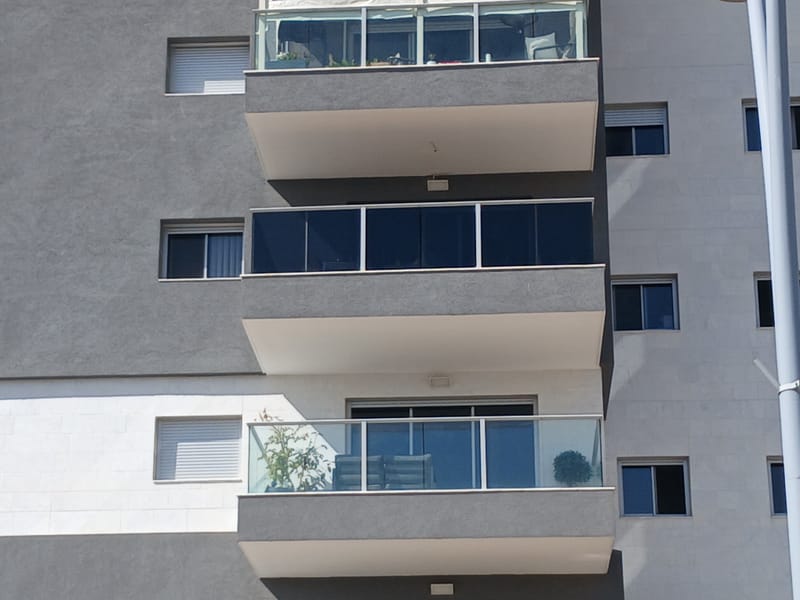 מרפסת שמש ביוקנעם