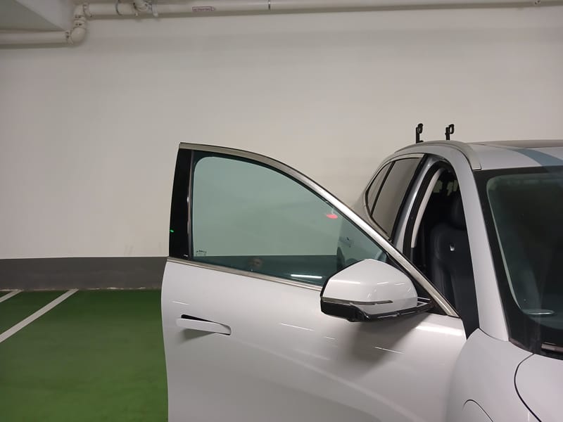 טכנולוגיית Nano-Ceramic: להפחתת חום והגנה מלאה בתוך הרכב.