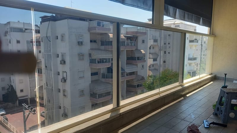 ציפוי ננו-קרמי 15% למרפסת שמש בפתח תקווה