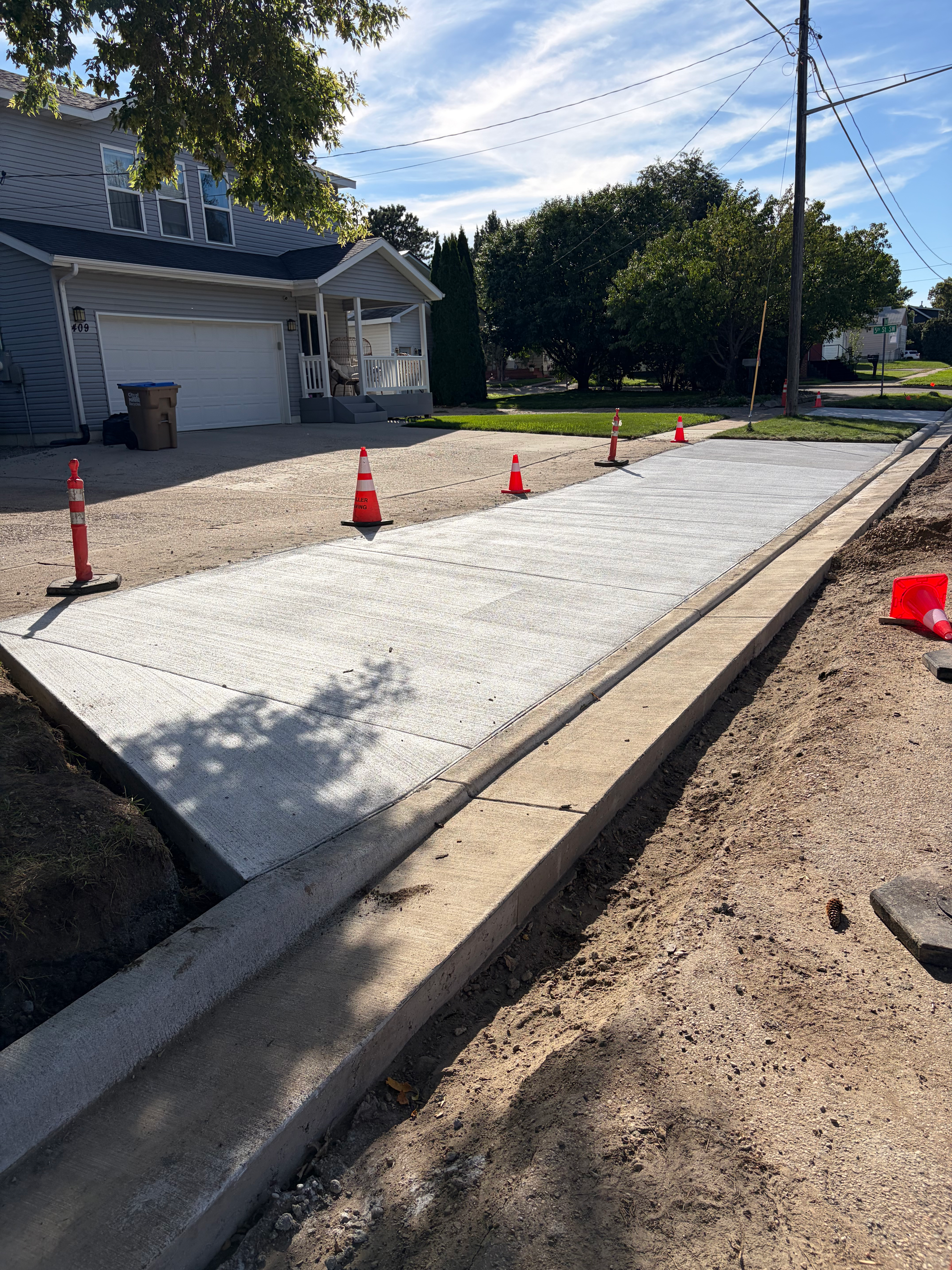 driveway & Curb