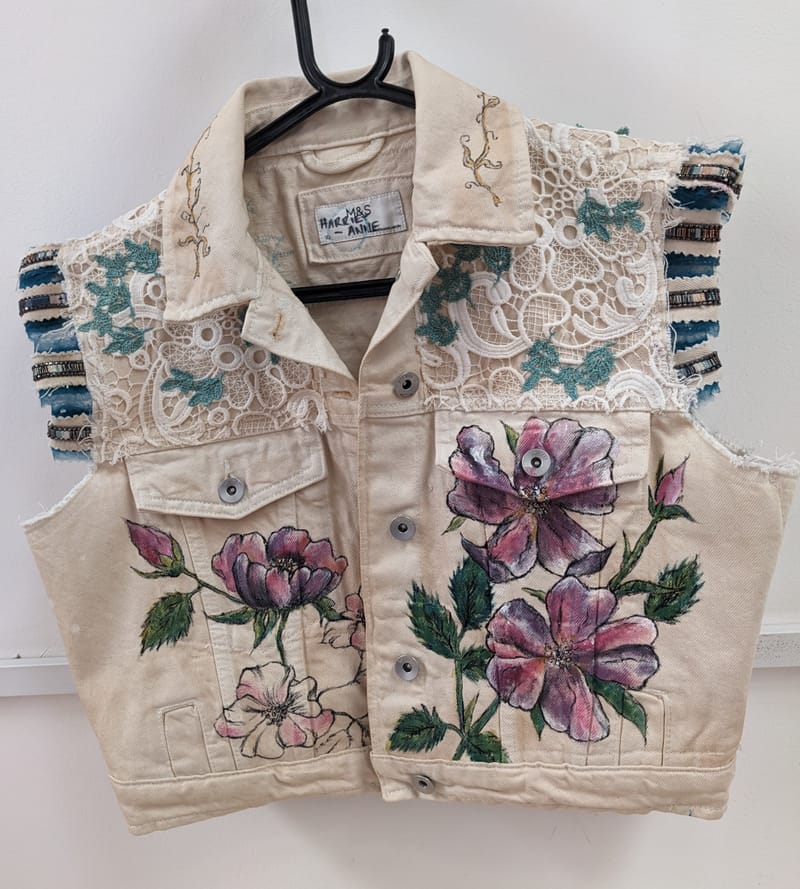 Anne Hathaway's Jacket
