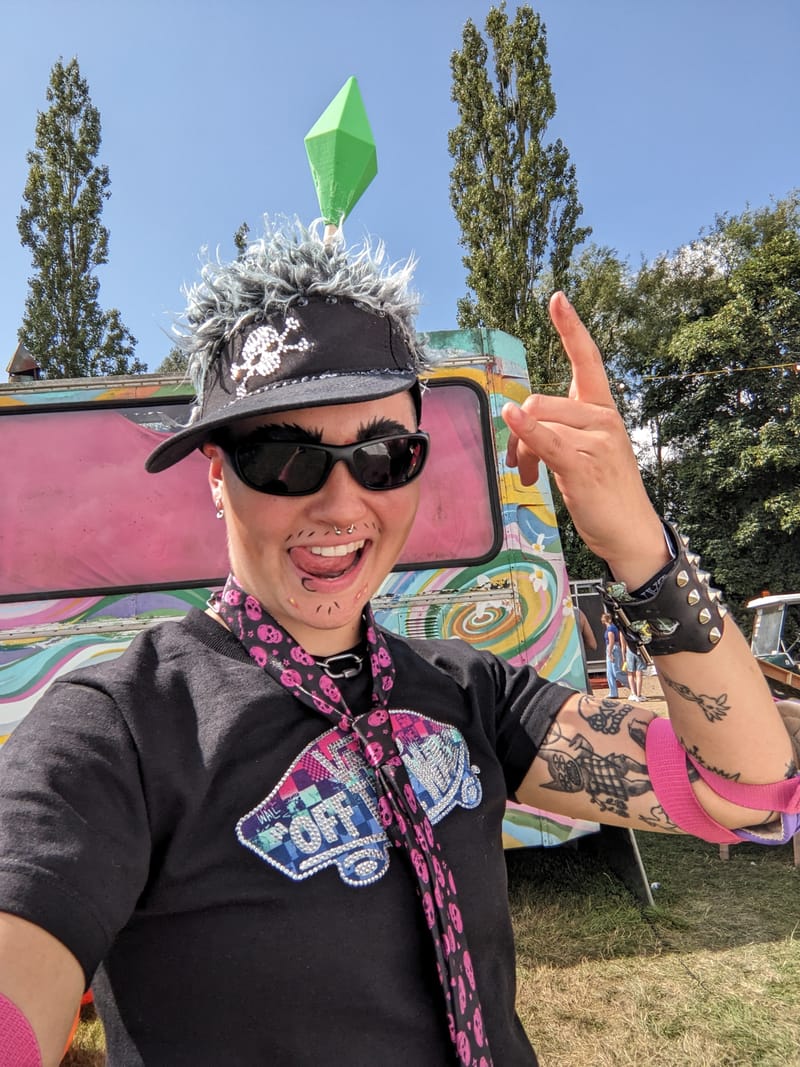 Additional costumes/acts