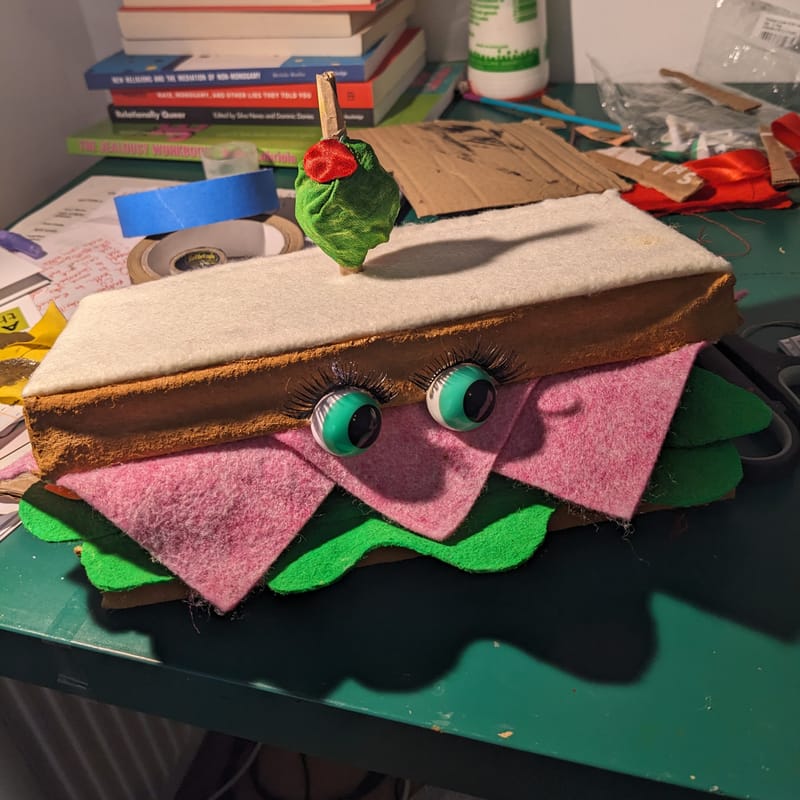 Shaggy (Scooby Doo) Sandwich puppet