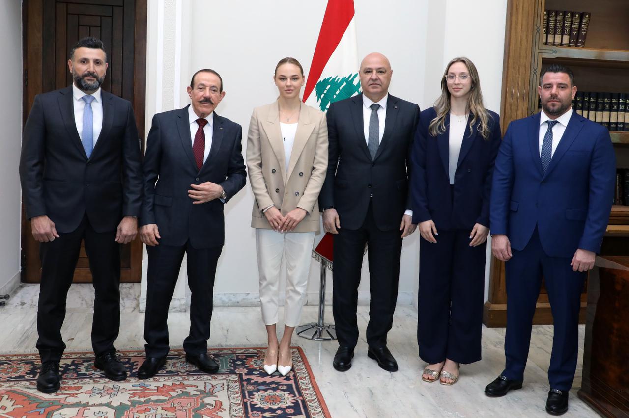 رئيس الجمهورية يستقبل وفد الجودو 
ويثني على جهود الاتحاد