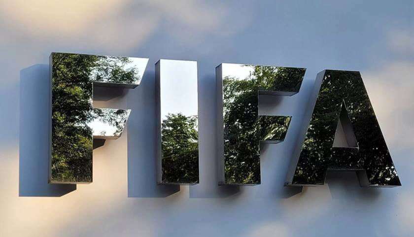 الفيفا تتنفس الصعداء