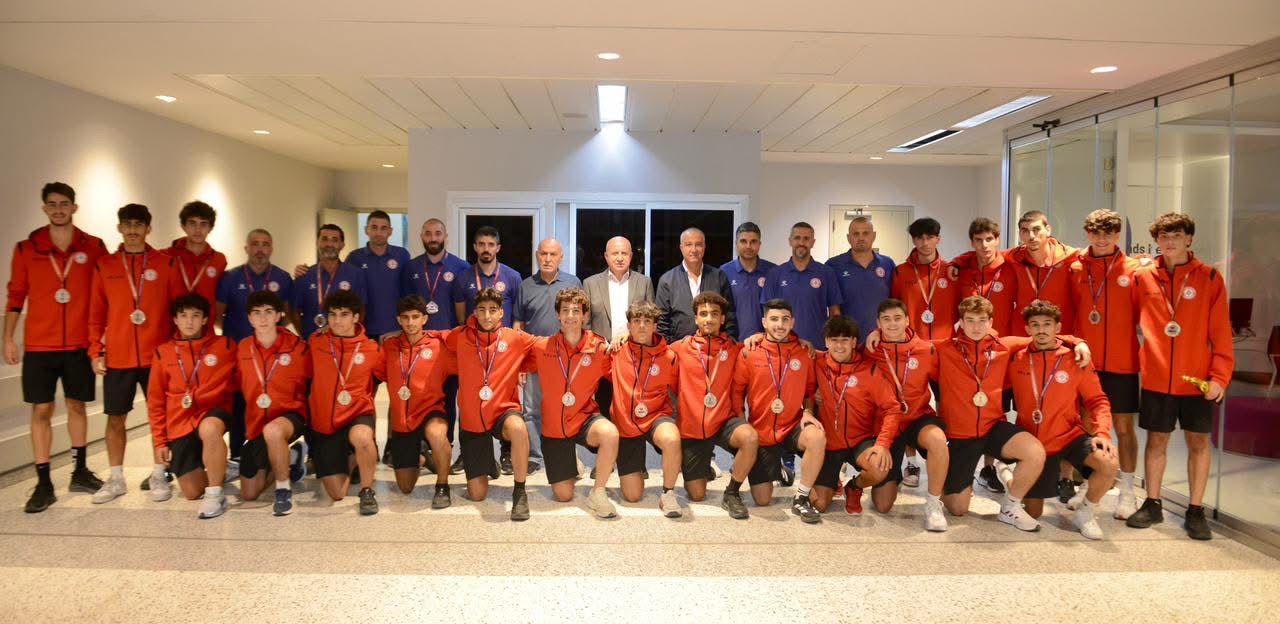 بعثة منتخب لبنان للناشئين تعود إلى بيروت بعد إنجاز وصافة بطولة غرب آسيا