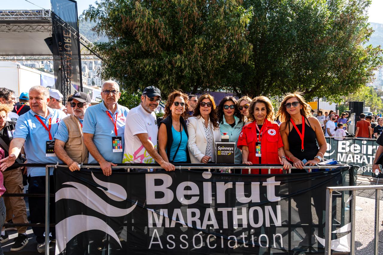 برعاية  السيدة الأولى نعمت عون ممثلّة بالوزيرة نورا بيراقدريان عشرة آلاف مشتركة ومشترك ركضوا سباق سبينيس للسيدات في مدينة جونية