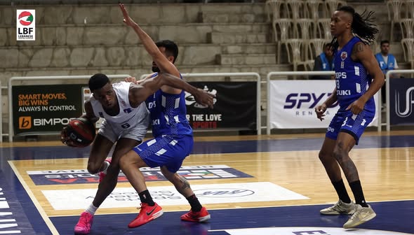 فوز صعب للانطونية على هوبس في بطولة لبنان لكرة السلة