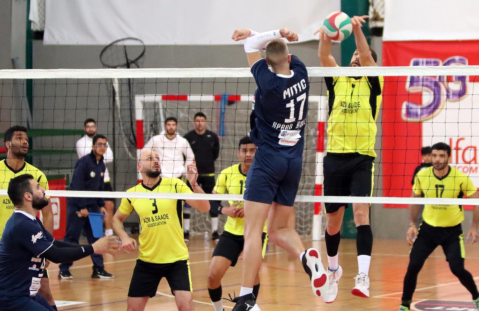 الانوار وشباب البترون في صدارة بطولة لبنان للكرة الطائرة من دون خسارة