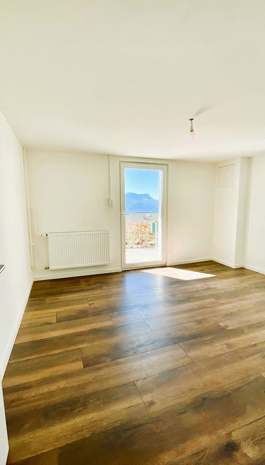 À vendre - Charmant chalet rénové à Mont-Pèlerin