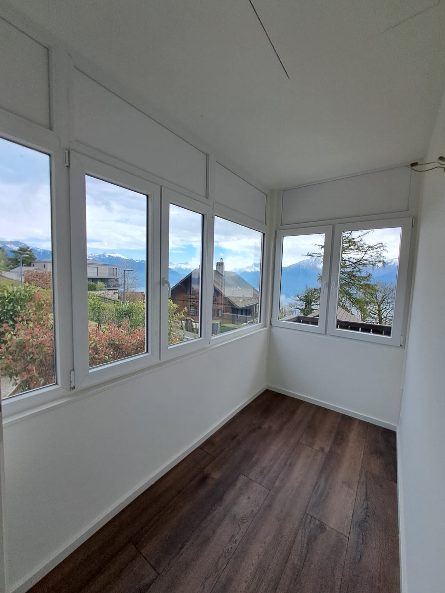 À vendre - Charmant chalet rénové à Mont-Pèlerin