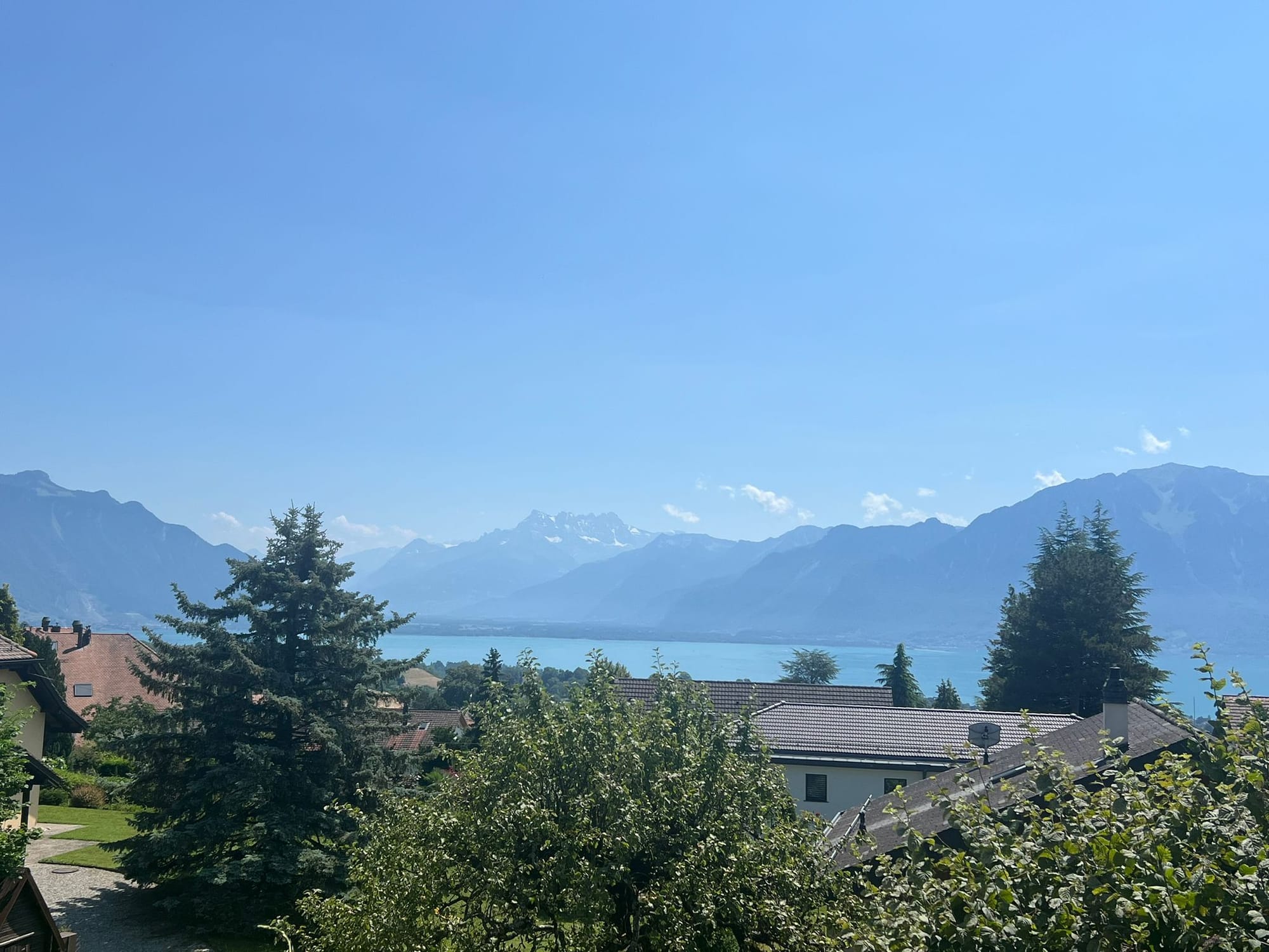 À vendre - Maison moderne entièrement rénovée à St-Légier