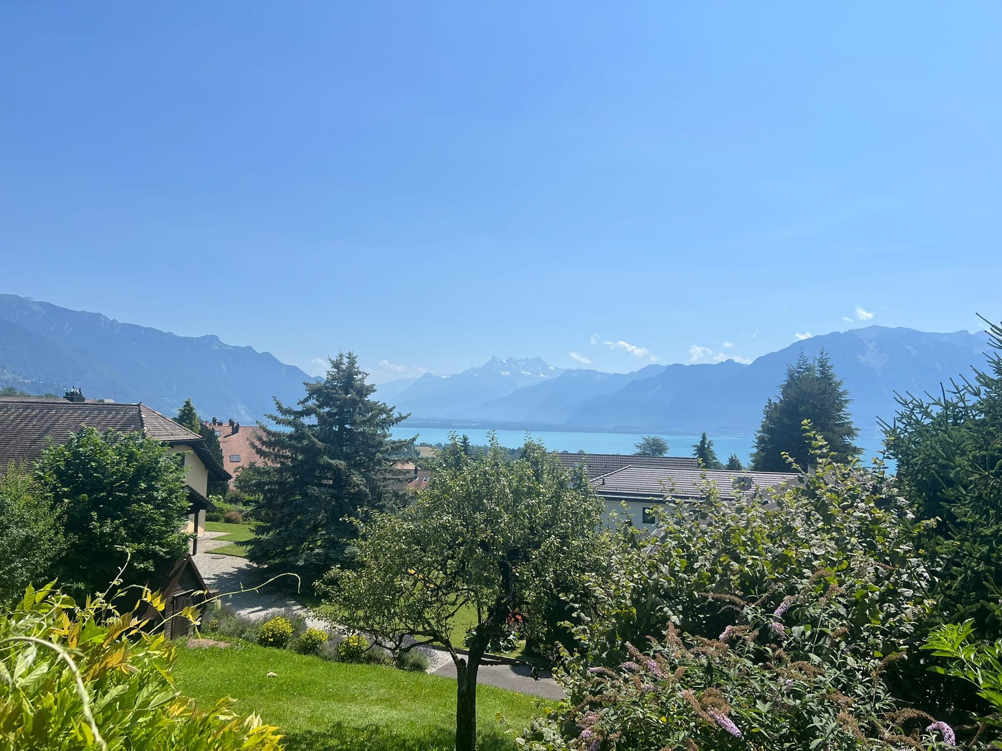 À vendre - Maison moderne entièrement rénovée à St-Légier