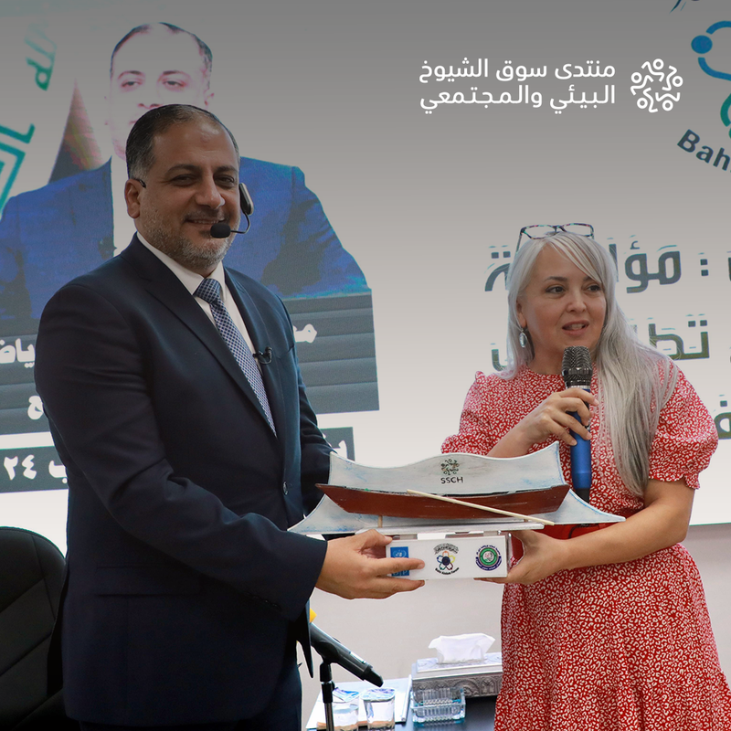 نائب الممثل المقيم لبرنامج الامم المتحدة الانمائي UNDP ليان ريوس :" نحن فخورون بشراكتنا مع منتدى سوق الشيوخ البيئي والمجتمعي