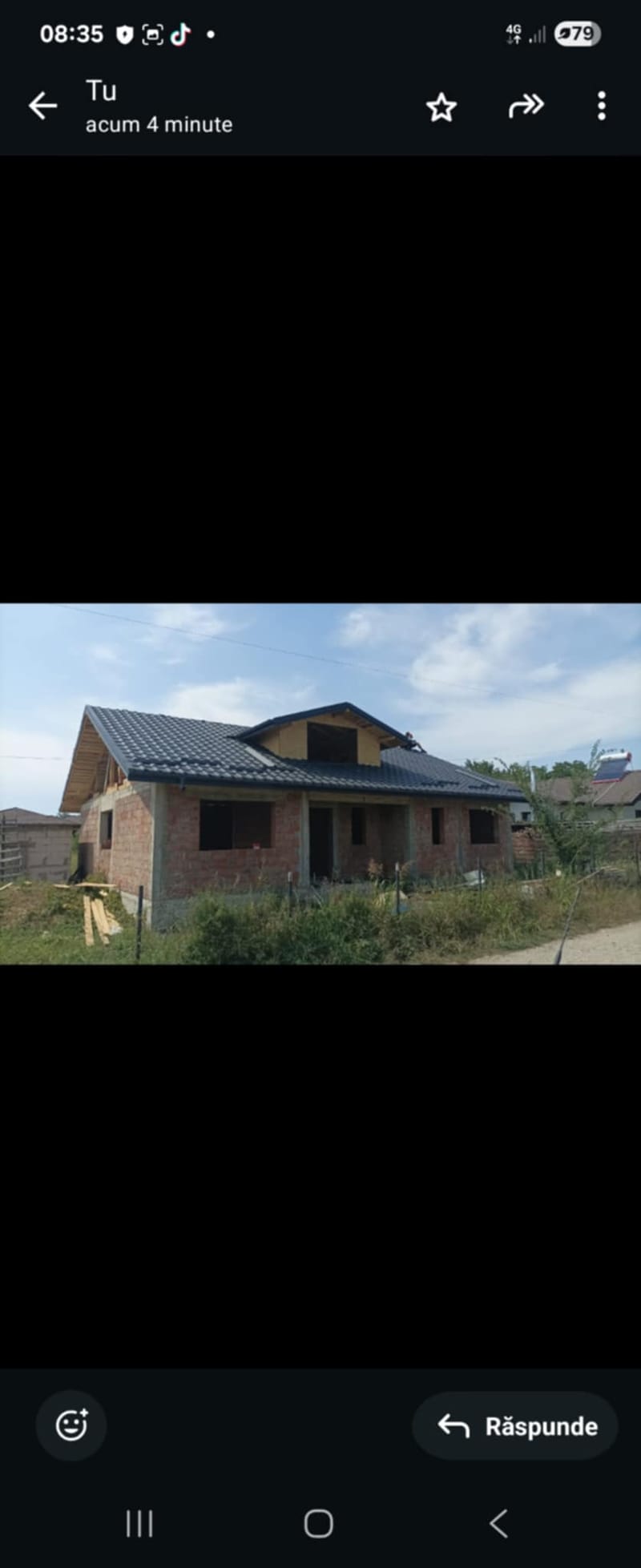 CASA IN ARONEANU LA ROSU