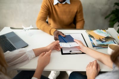 Business Visa Dubai: A Complete Guide for Entrepreneurs – Bizzrost