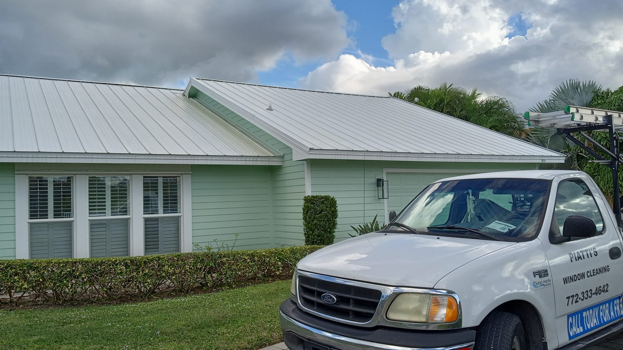 Residential Window Cleaning Photos