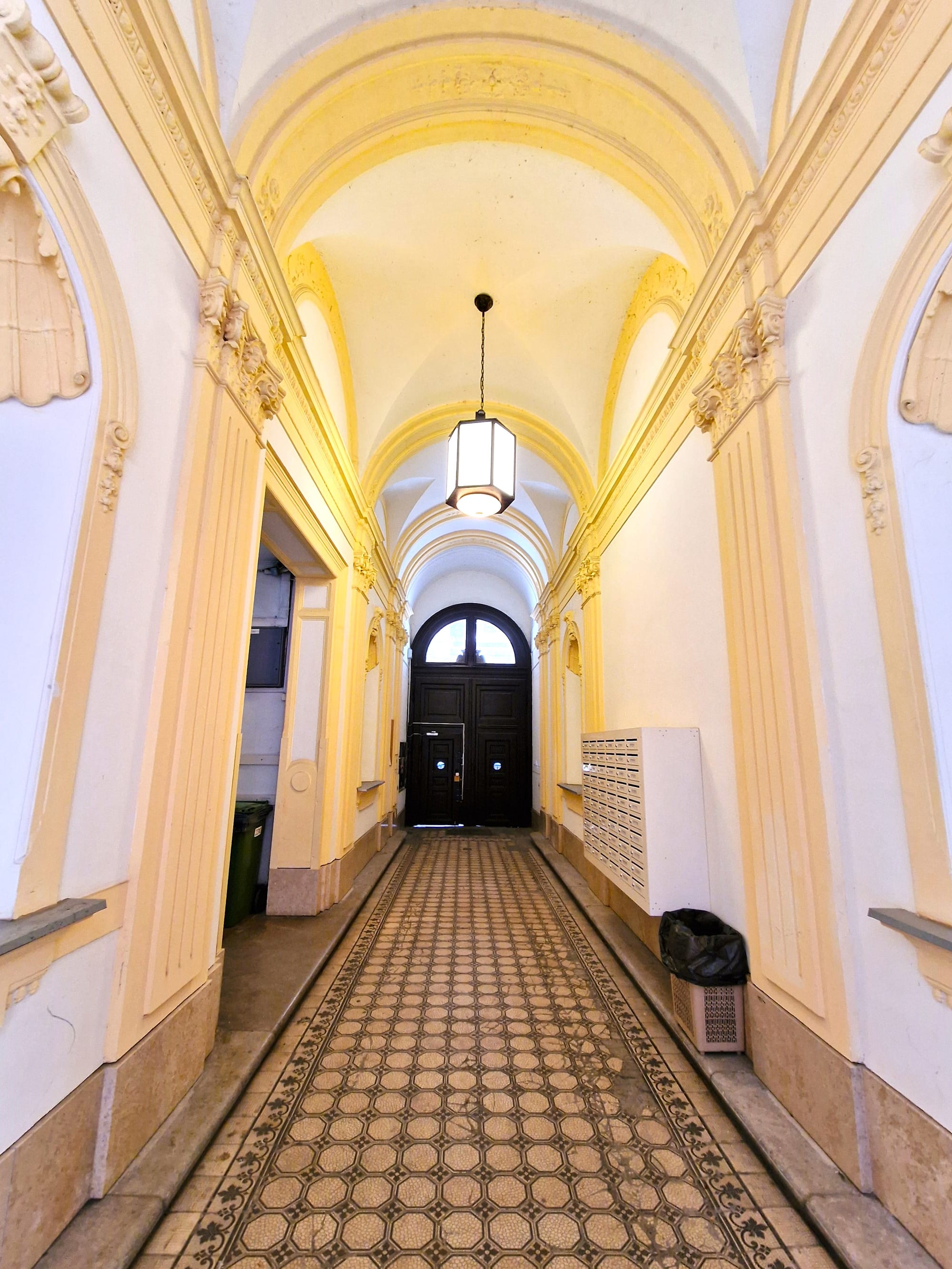 VIII. kerület - Szentkirályi utca 6.