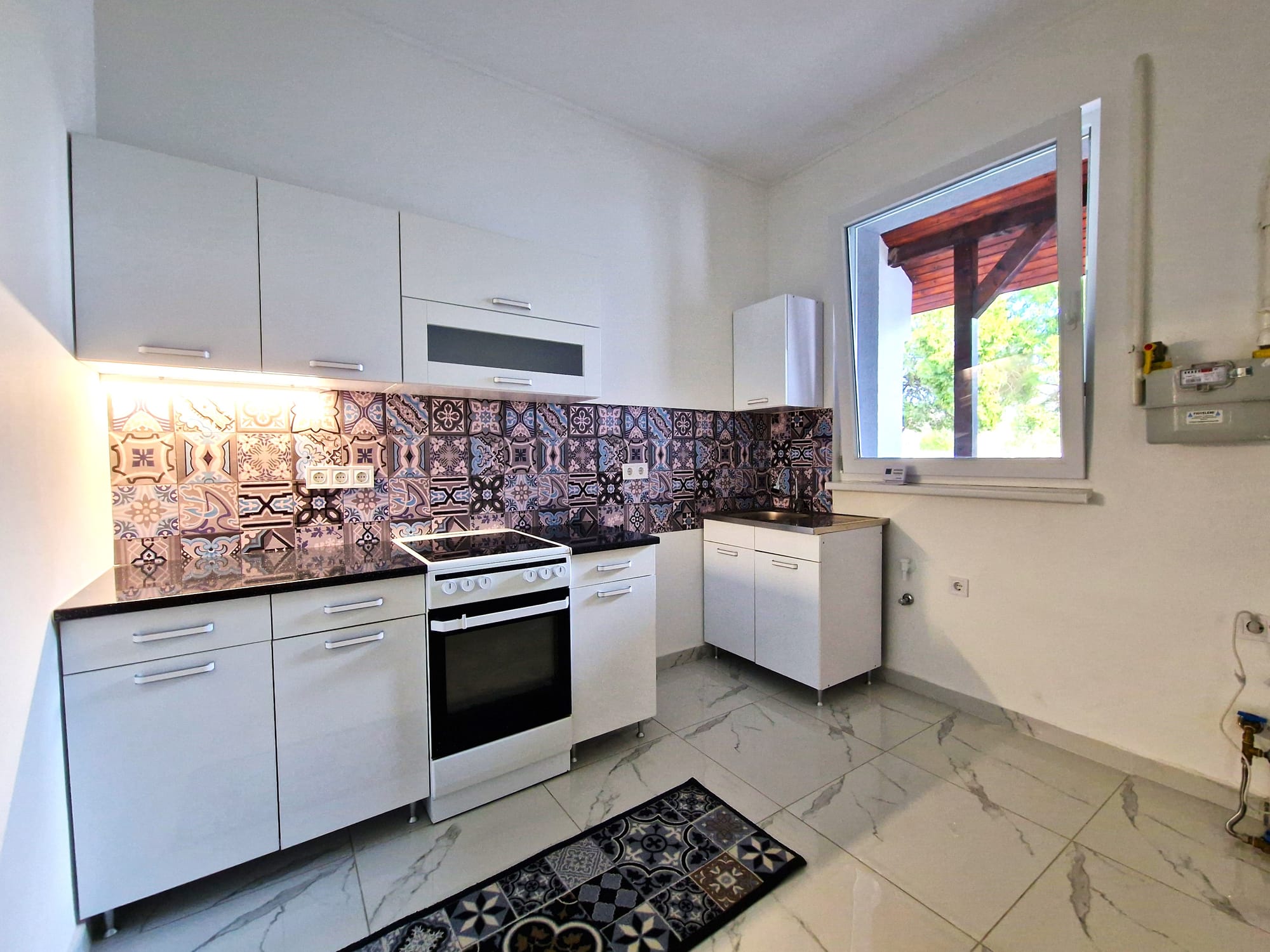 DAMJANICH UTCA - 80nm - 69.890.000 FT