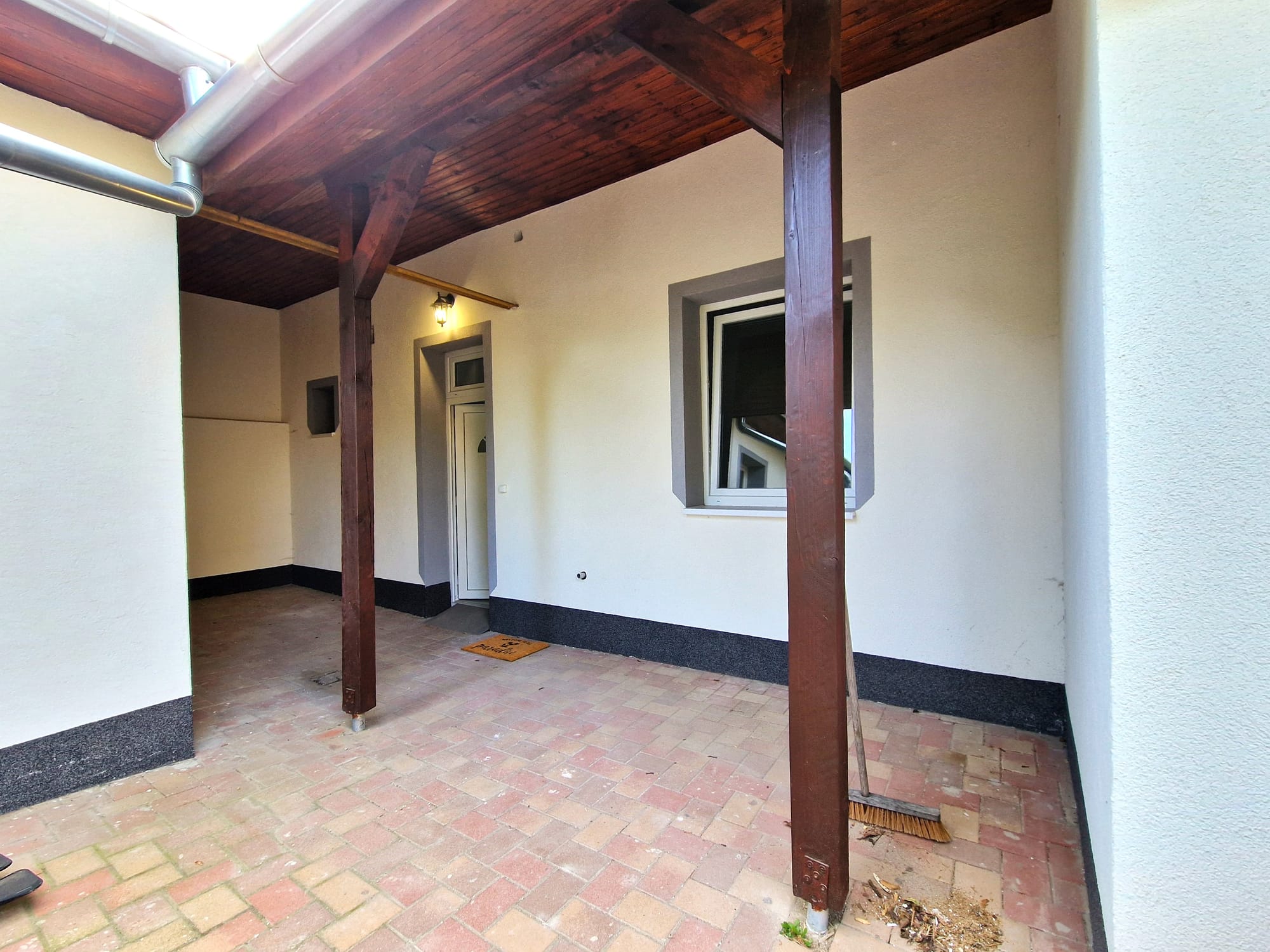 DAMJANICH UTCA - 80nm - 69.890.000 FT