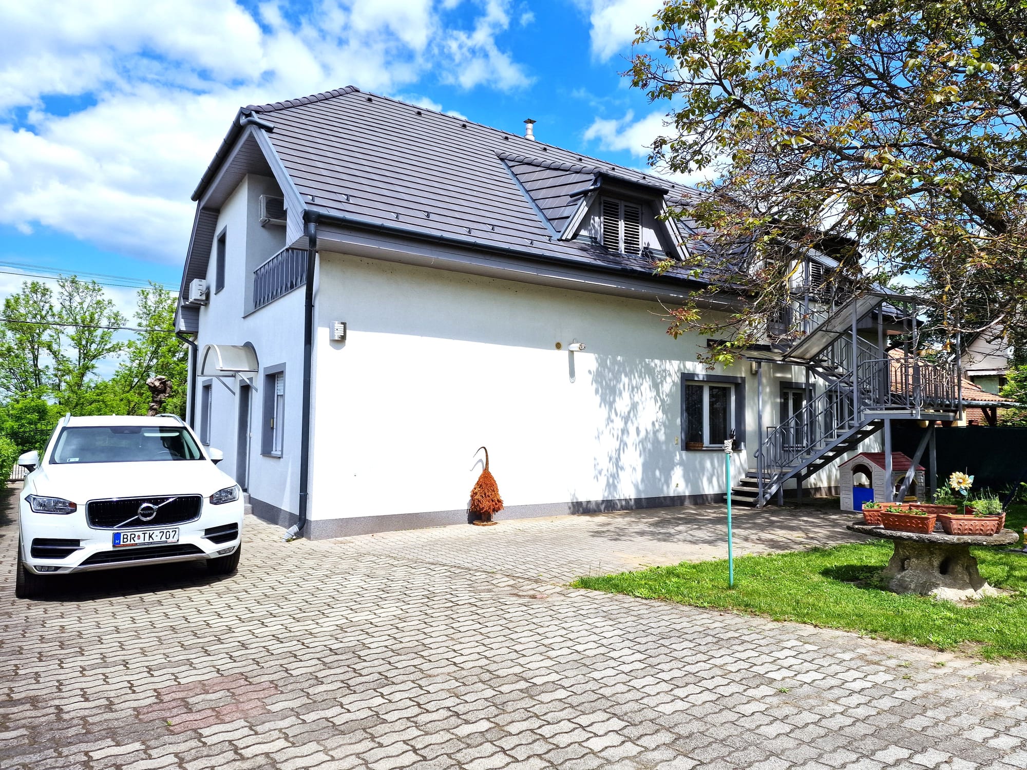 RÁKOSPALOTAI HATÁR ÚT 181 - 308 NM- 279.900.000 FT