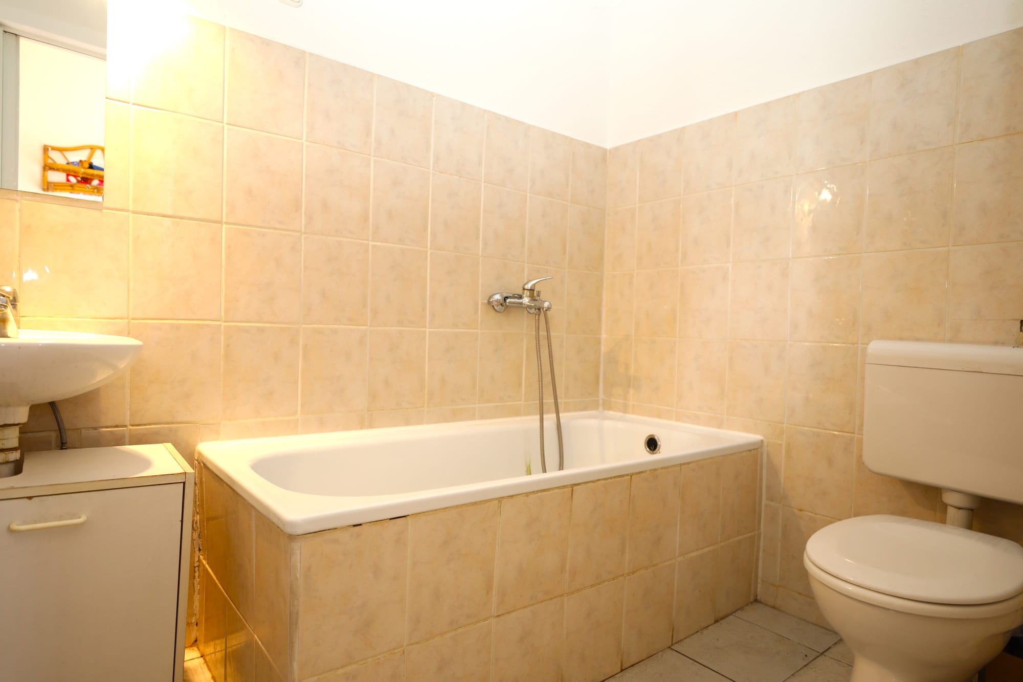 RÁKOSPALOTAI HATÁR ÚT 181 - 308 NM- 279.900.000 FT