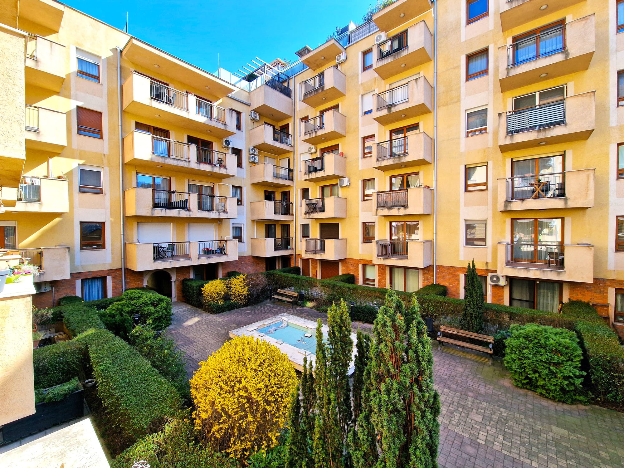 IX. kerület - Lenhossék utca 3.