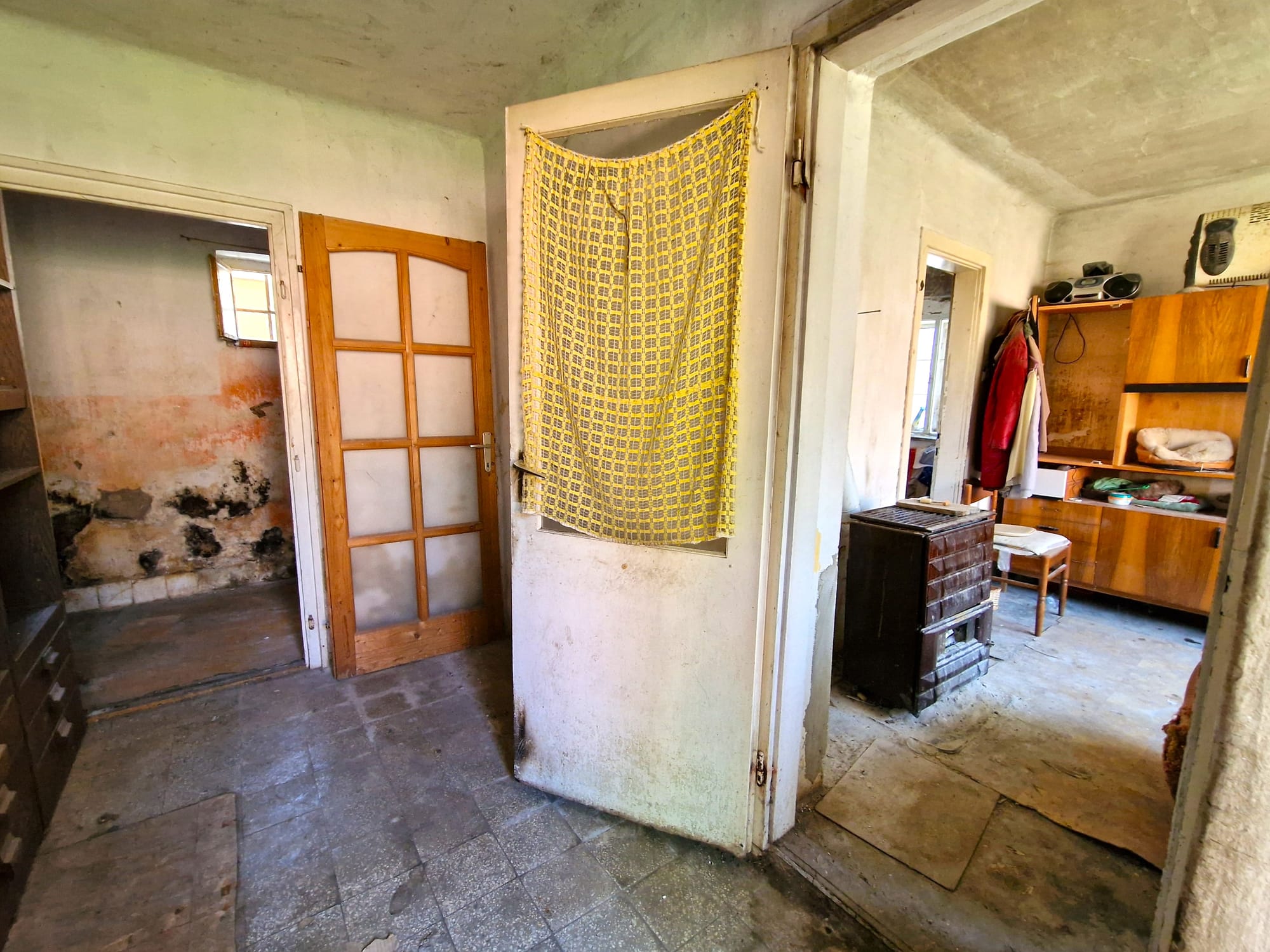 CINKE UTCA - 120 NM - 89.900.000 FT